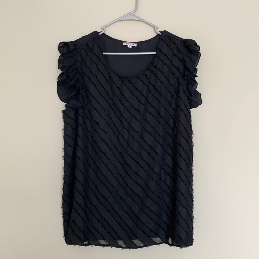 Andrée by Unit Plus Black Ruffle Short Sleeve Top